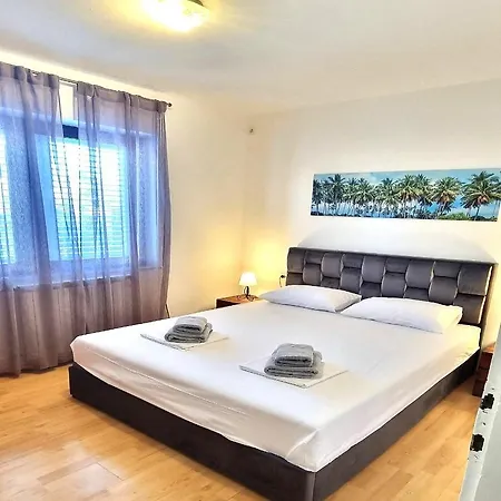 Apartamento Family-friendly With Swimming Pool Sabunike, Zadar - 20179 *