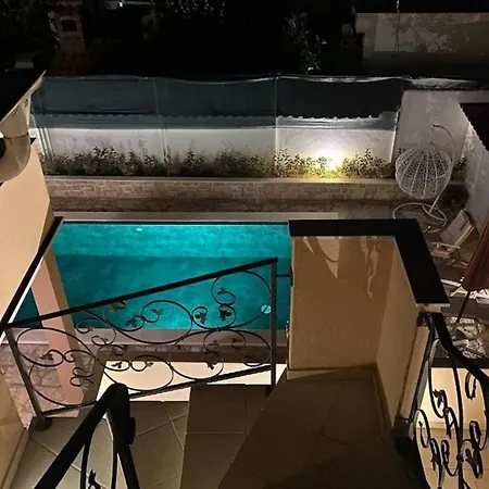 Family-friendly With Swimming Pool Sabunike, Zadar - 20179 Apartamento Nin