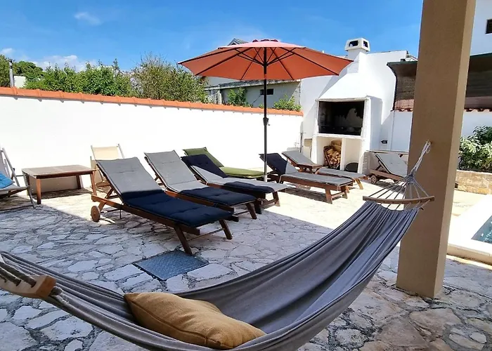 Family-friendly With Swimming Pool Sabunike, Zadar - 20179